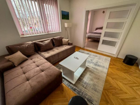 Mirror Apartment